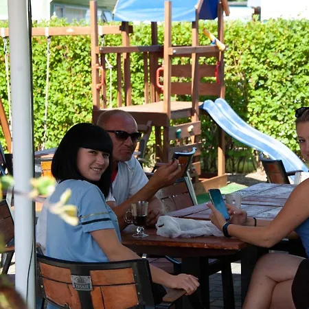 Osrodek Wypoczynkowy Ada Дом отдыха *